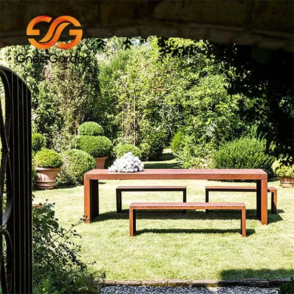 کارٹین اسٹیل بنچز اور میزیں۔