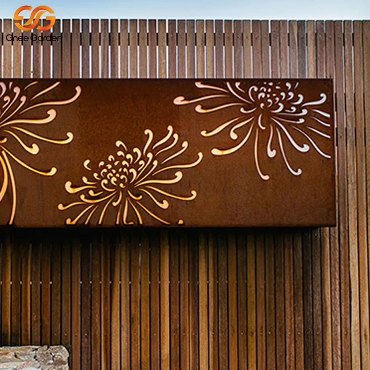 میٹل گارڈن اسکرینز